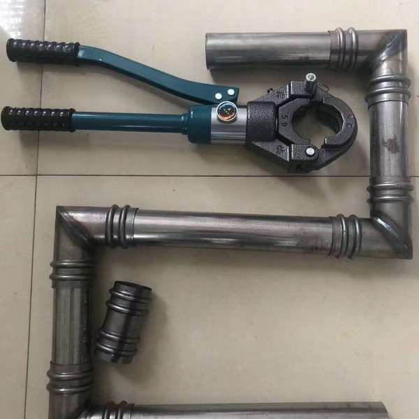 边坝鑫亿呈冷却管